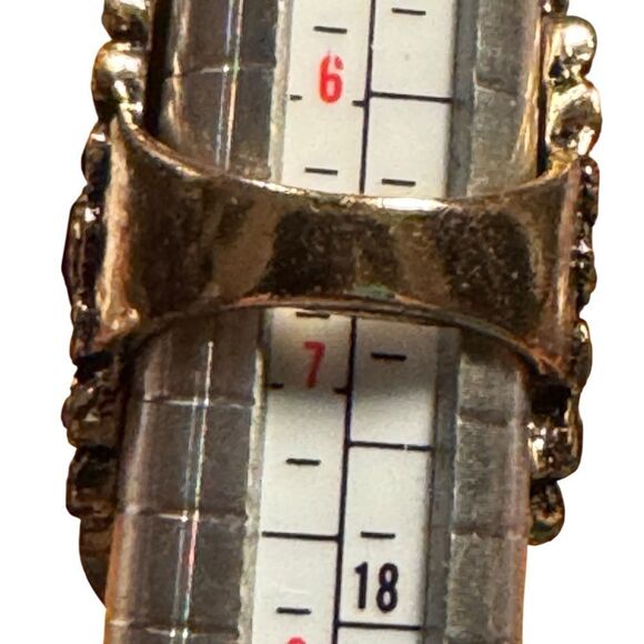 Fashion jewelry Gold tone multi color pink center stone Statement Ring size7 - Picture 7 of 7